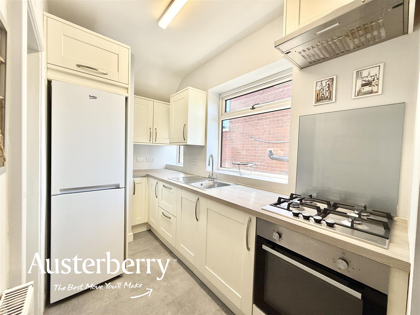 2 bed property in Grosvenor Road, Stoke-On-Trent